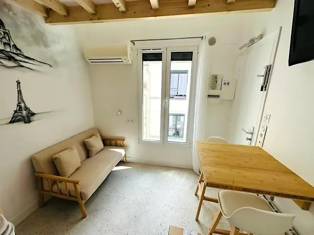 Ξενοδοχείο με διαμερίσματα Beatrice Et Emmanuel Meuble Eiffel