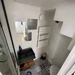 Beatrice Et Emmanuel Meuble Eiffel Apartmanhotel
