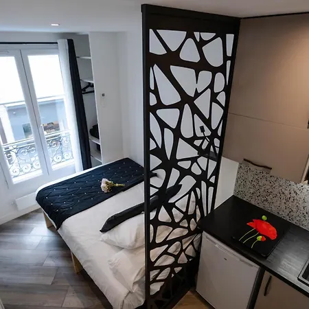 Aparthotel Beatrice Et Emmanuel Meuble Eiffel