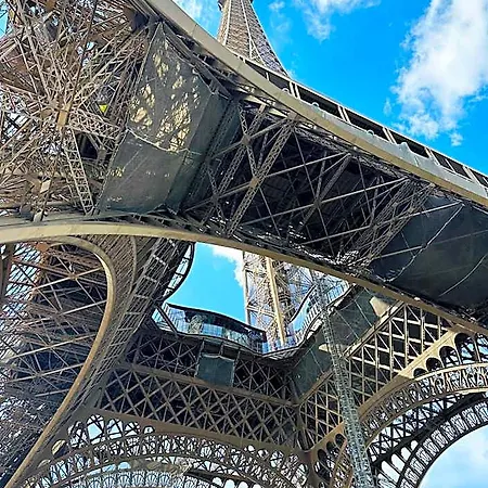 Beatrice Et Emmanuel Meuble Eiffel 4* Parijs