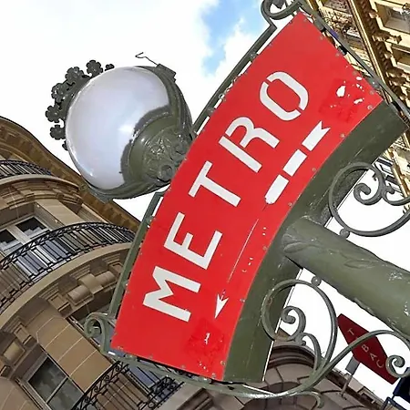 Beatrice Et Emmanuel Meuble Eiffel 4* Párizs