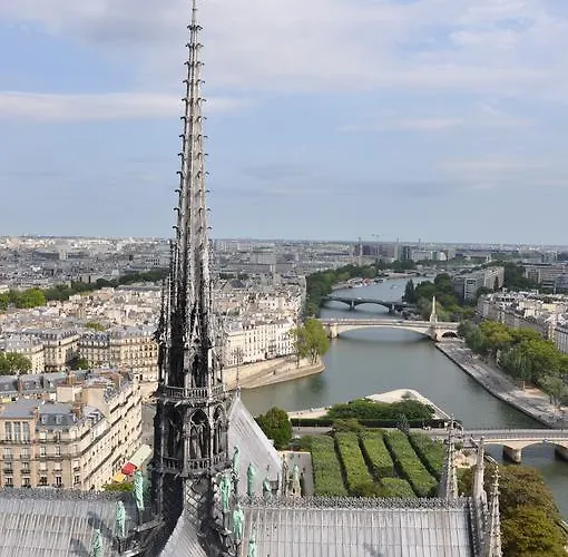 Beatrice Et Emmanuel Meuble Eiffel 4* Paris